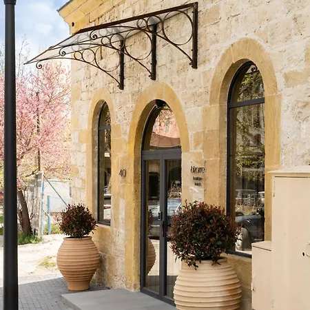 Bizarre Boutique Hotel-2